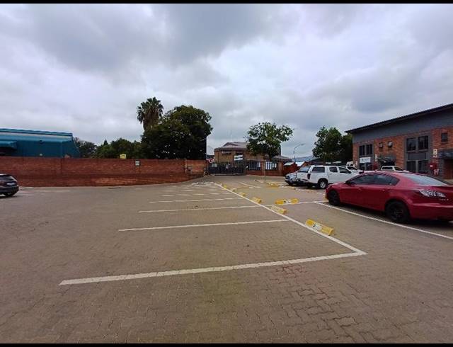INDUSTRIAL PROPERTY TO RENT IN HENNOPSPARK